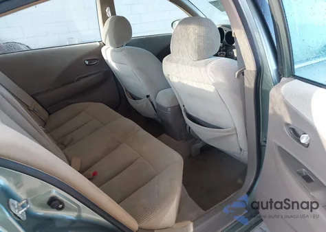 2004 Nissan Altima 2.5 S from USA, damaged, VIN 1N4AL11D04C183204